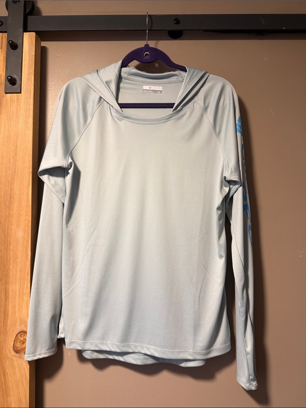Columbia women's Hooded Performance Top - Pale Blue